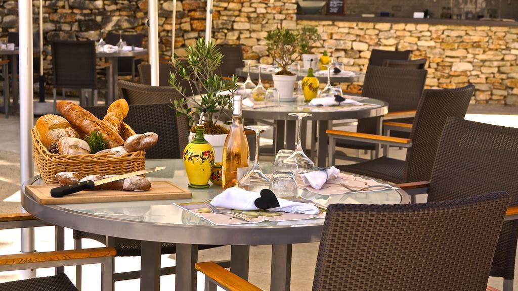 Le Phebus & Spa - Relais & Chateaux Joucas Exterior photo